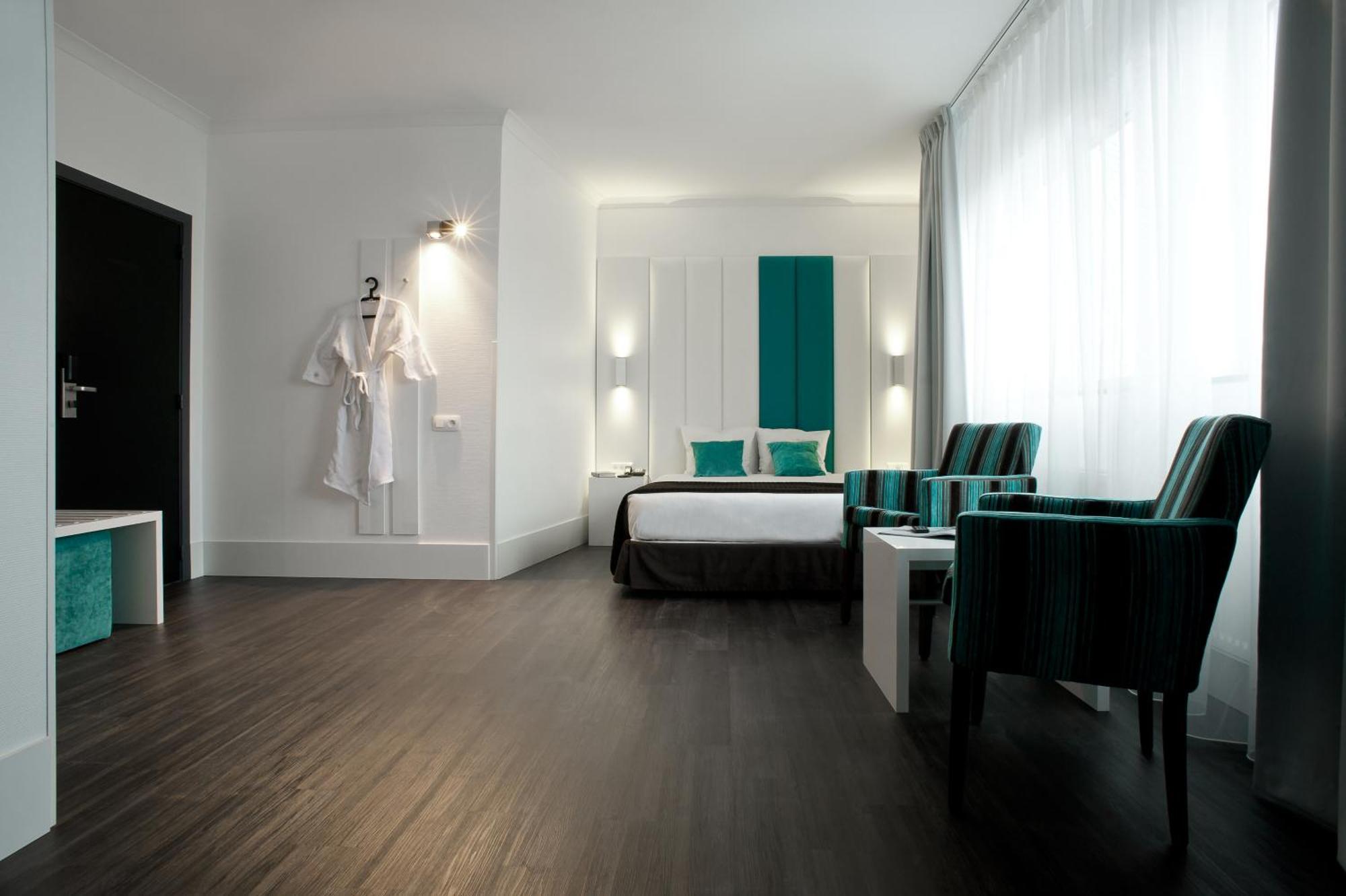 גנק Hotel Ecu מראה חיצוני תמונה