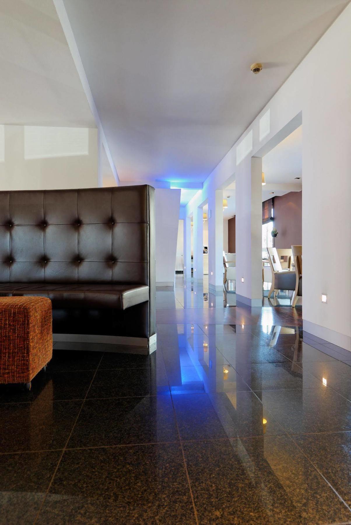 גנק Hotel Ecu מראה חיצוני תמונה
